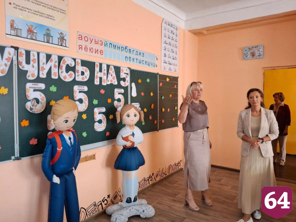 Вице-спикер Госдумы Анна Кузнецова посетила Вольск